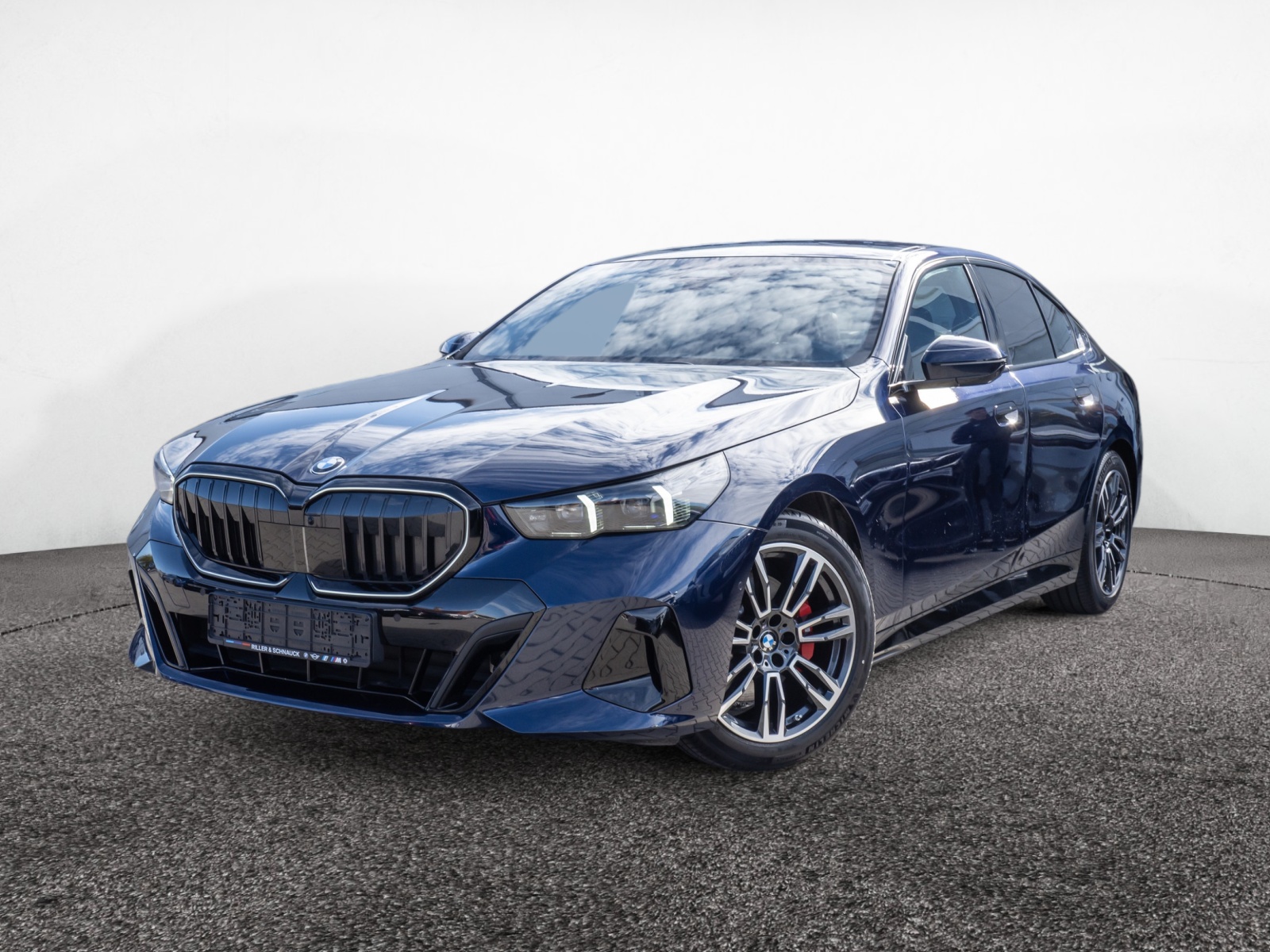 BMW 520i M-Sport Pro – Produktfoto 1