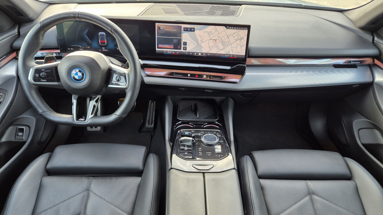BMW i5 eDrive40 M-Sport – Produktfoto 7