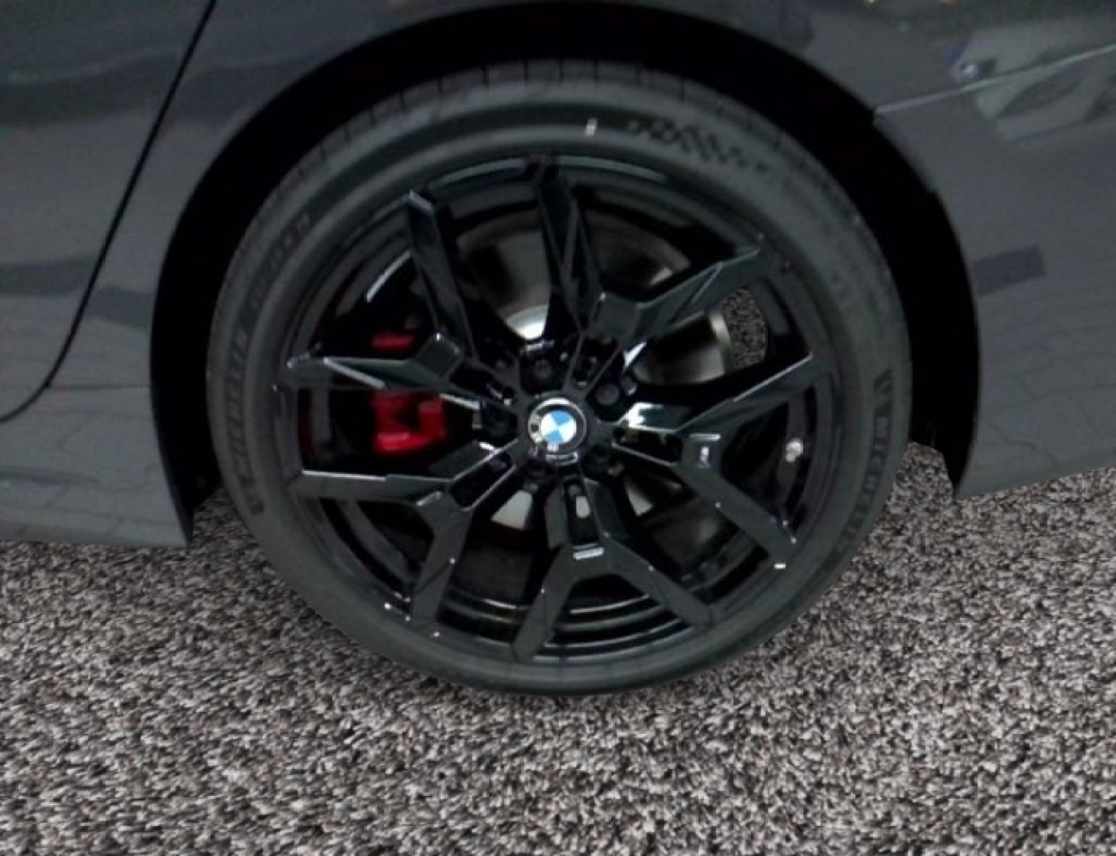 BMW 318 i M Sport Pro – Produktfoto 5