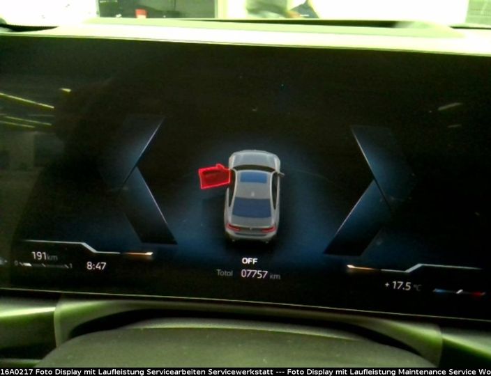 BMW 318 i M Sport Pro – Produktfoto 9