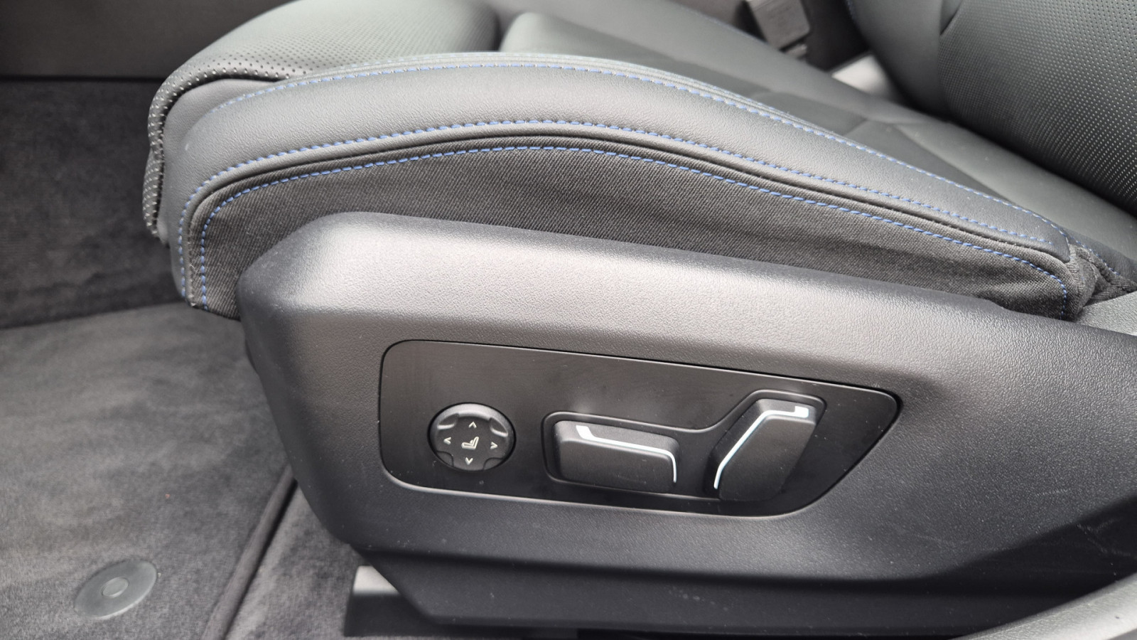 BMW 520i Touring M Sport Pro – Produktfoto 13