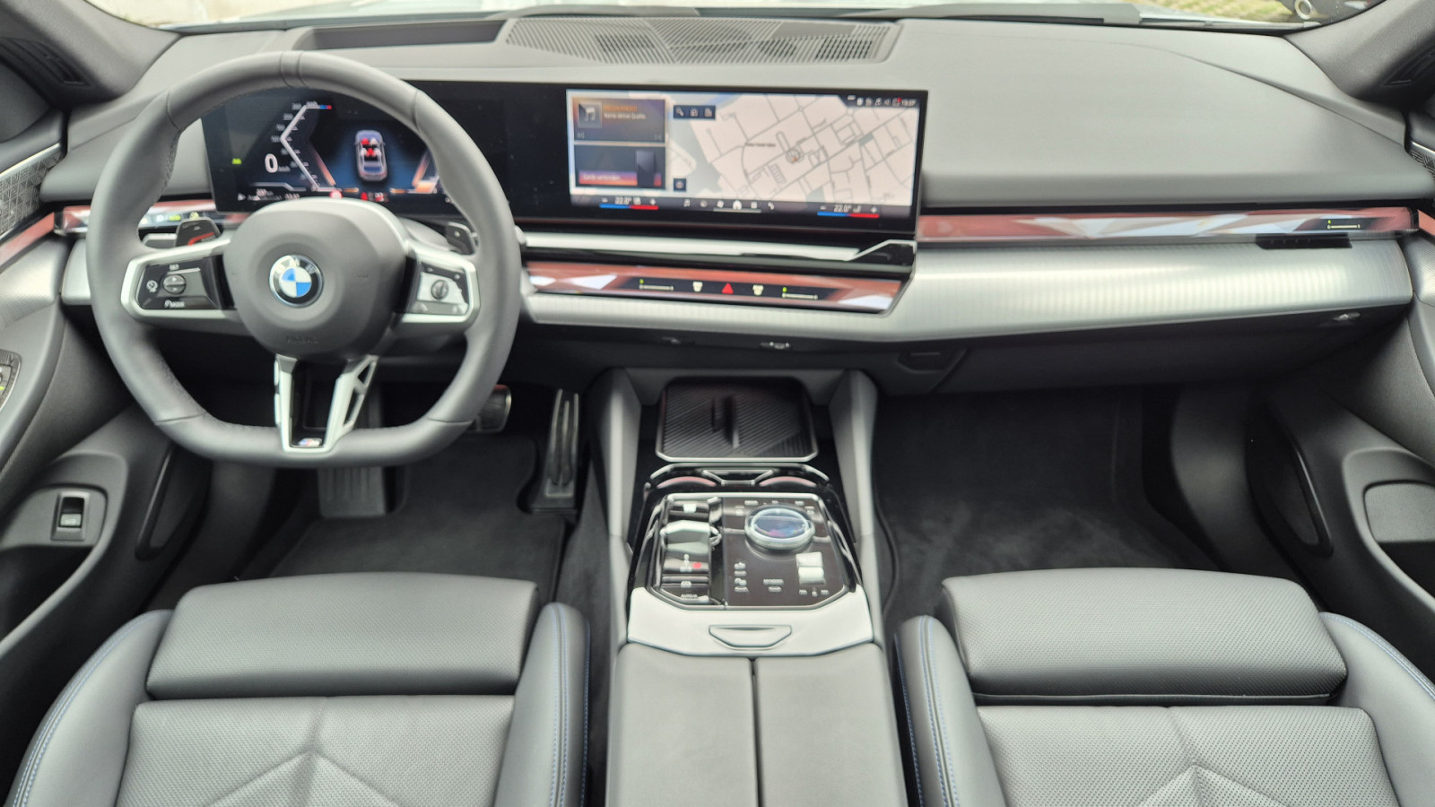 BMW 520i Touring M Sport Pro – Produktfoto 7