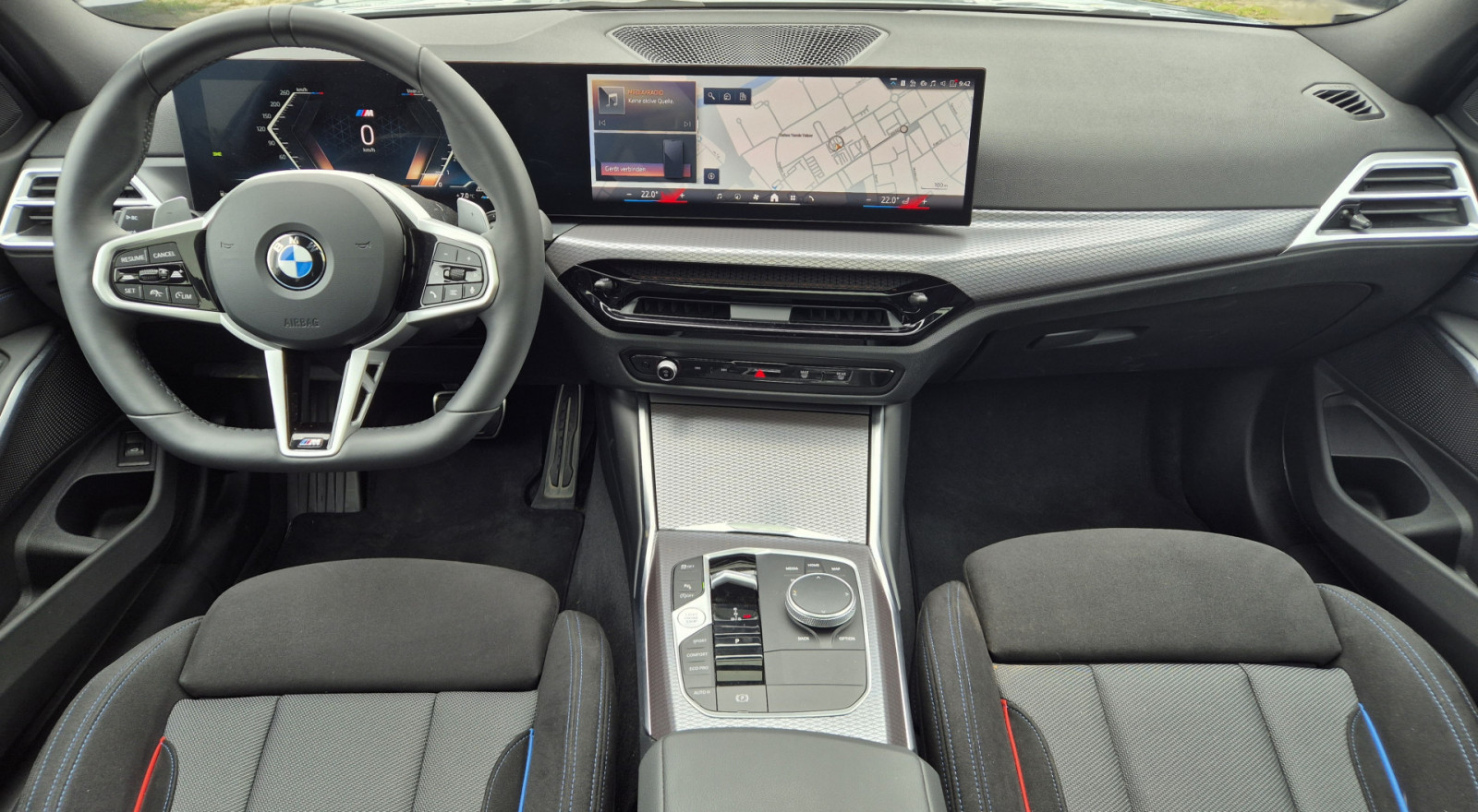 BMW 330i Touring xDrive M-Sport – Produktfoto 7
