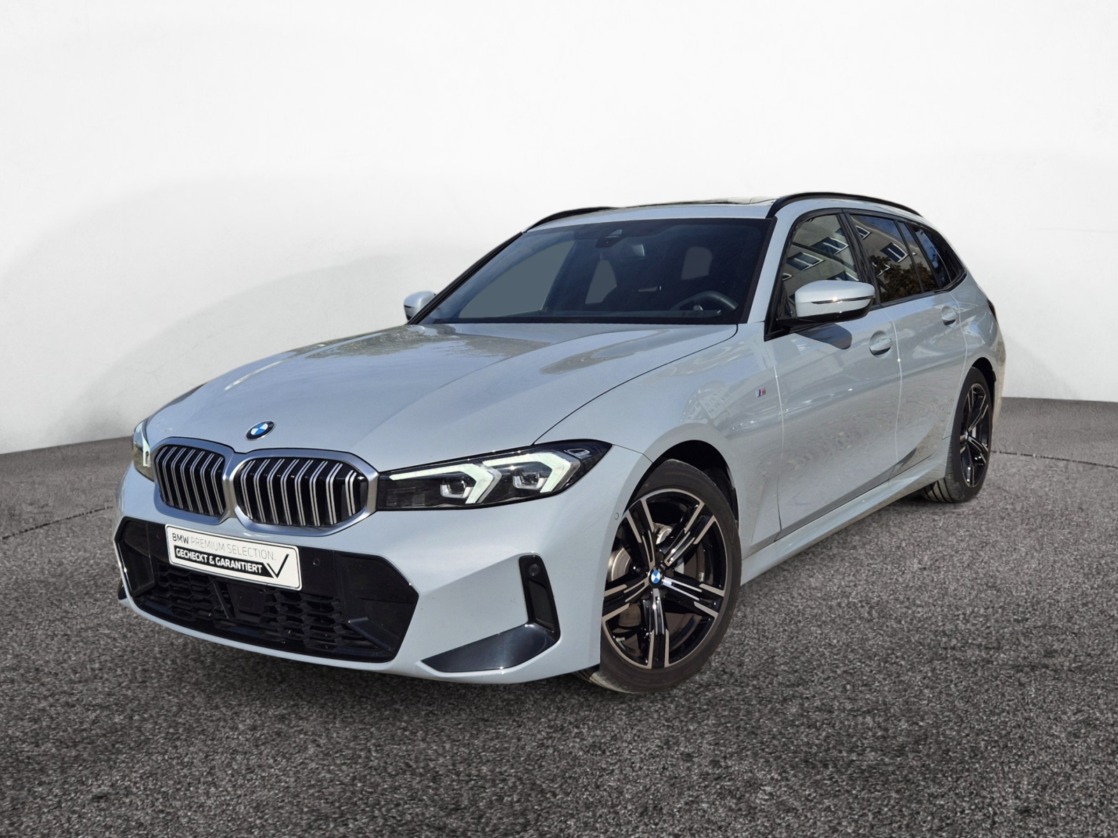 BMW 320d Touring xDrive M-Sport – Produktfoto 1