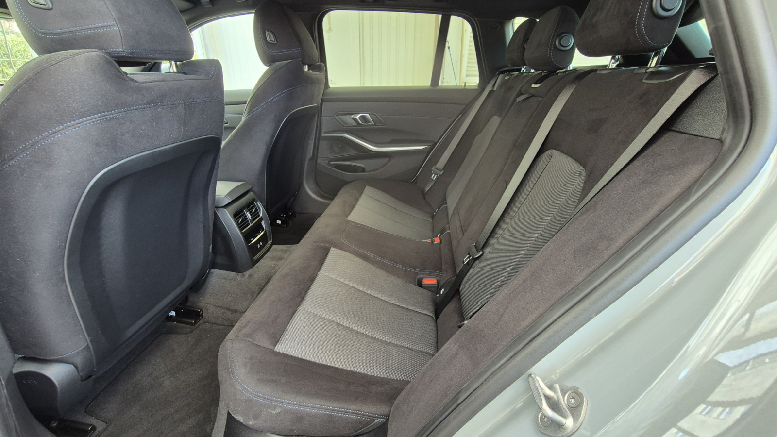 BMW 320d Touring xDrive M-Sport – Produktfoto 15