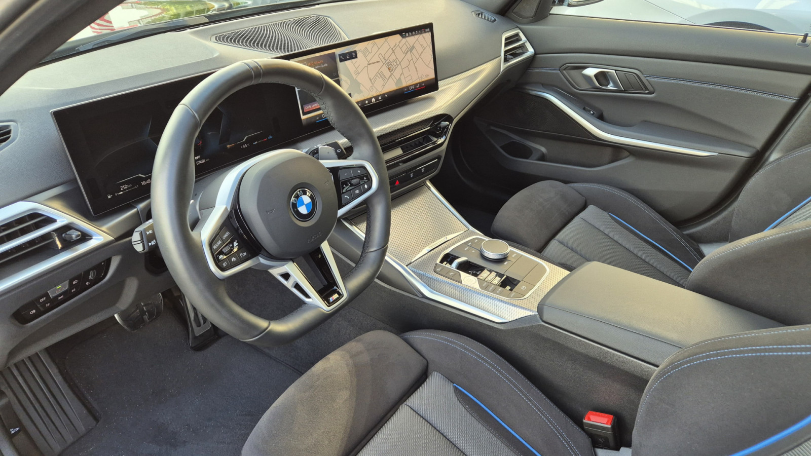 BMW 320d Touring xDrive M-Sport – Produktfoto 9