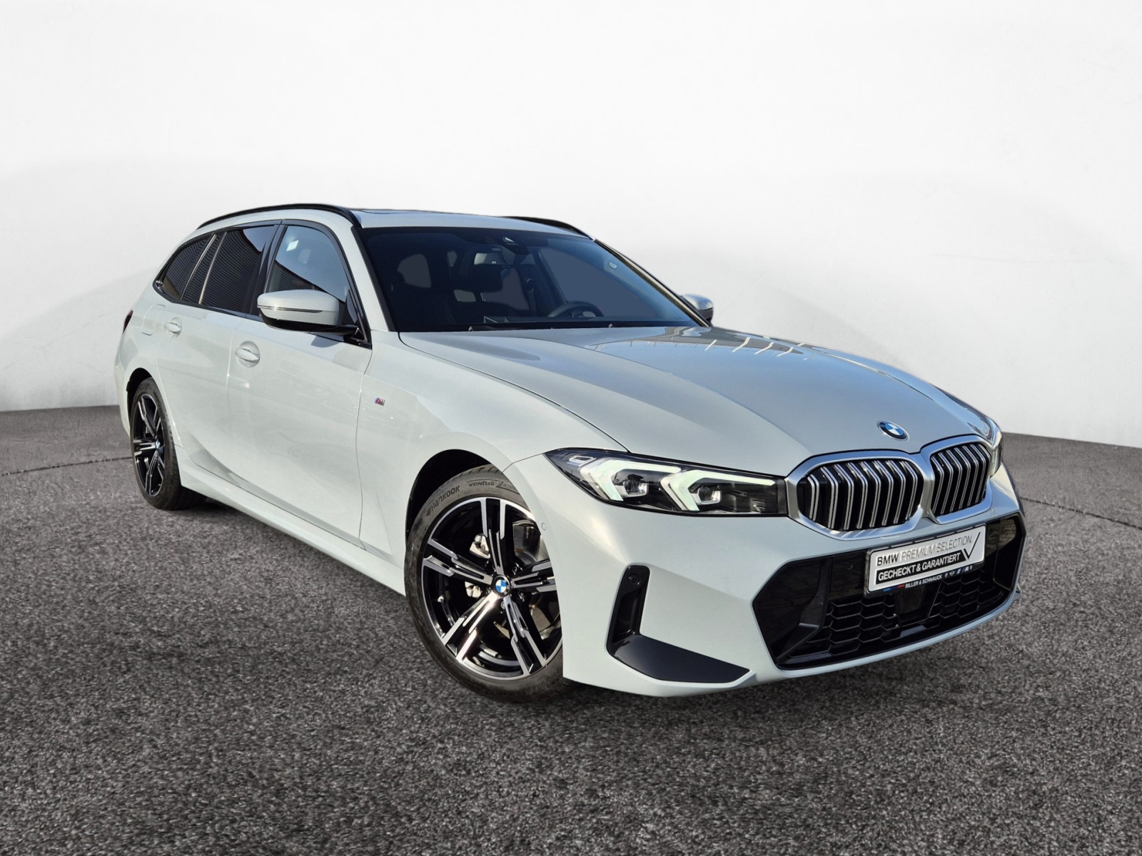 BMW 320d Touring xDrive M-Sport – Produktfoto 3