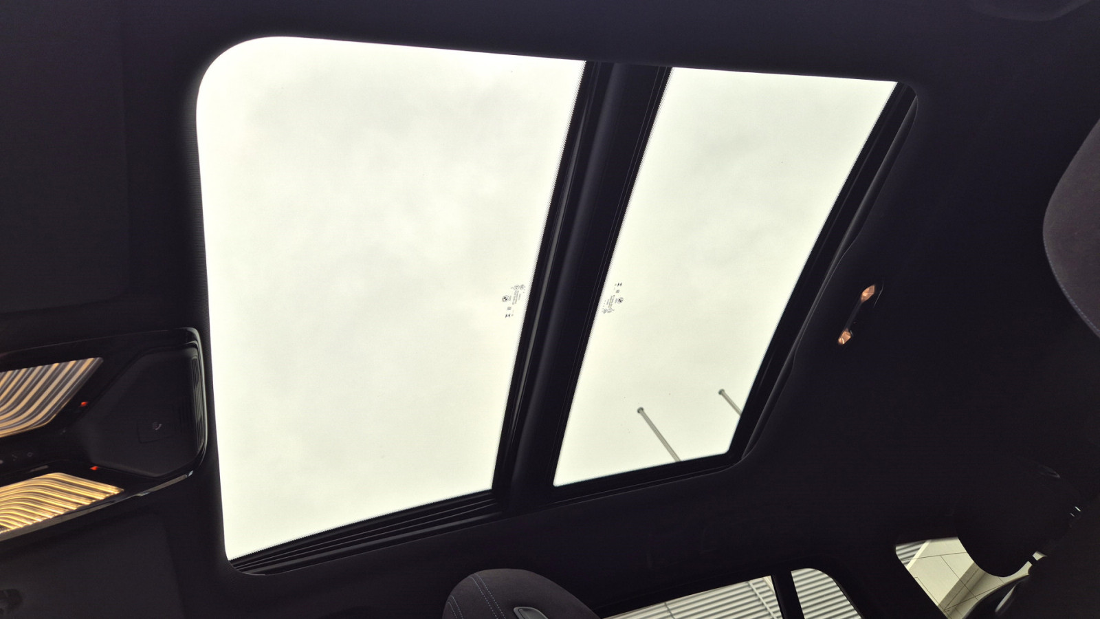 BMW 330i Touring xDrive M-Sport – Produktfoto 13
