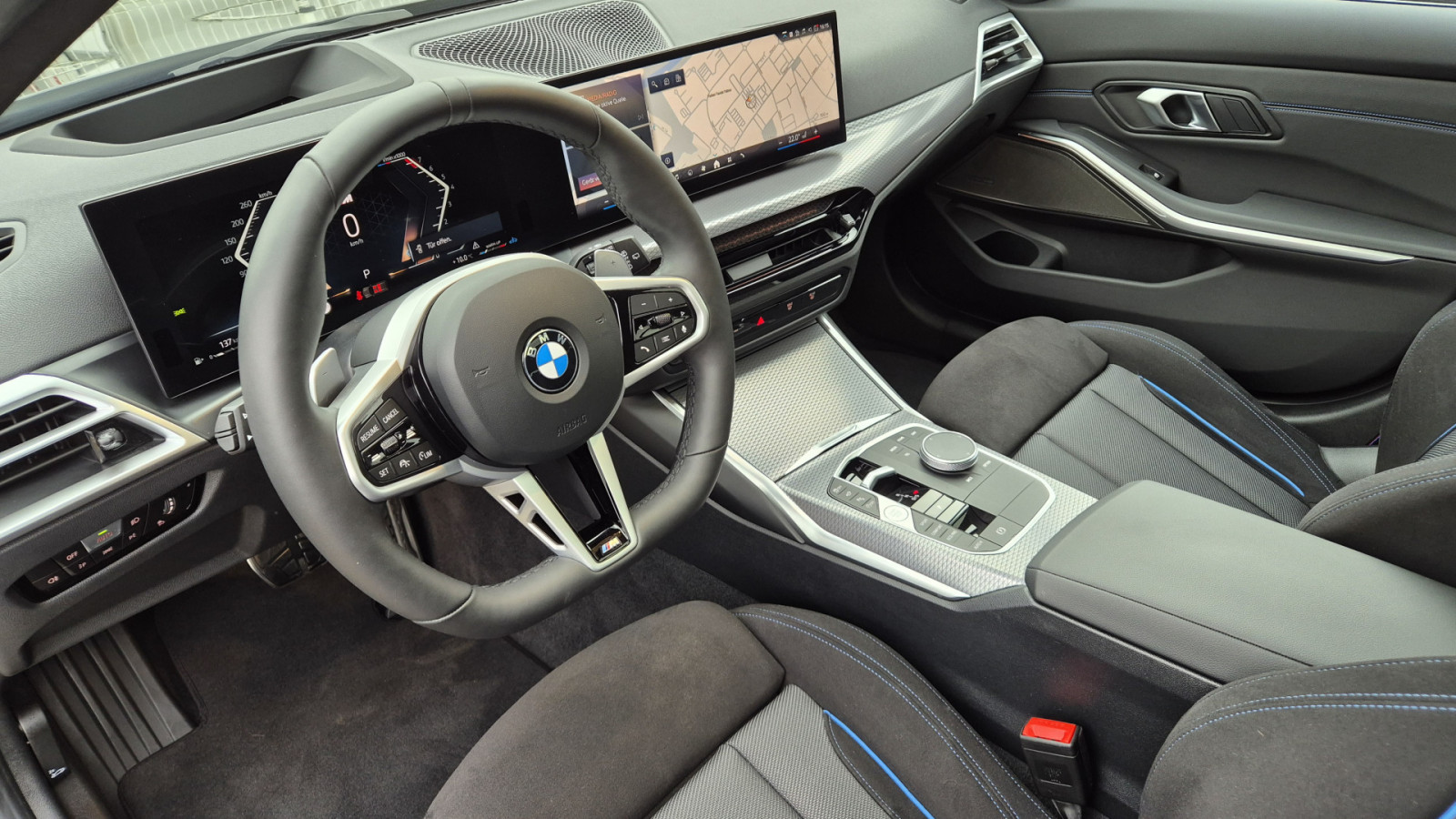 BMW 330i Touring xDrive M Sport Pro – Produktfoto 10