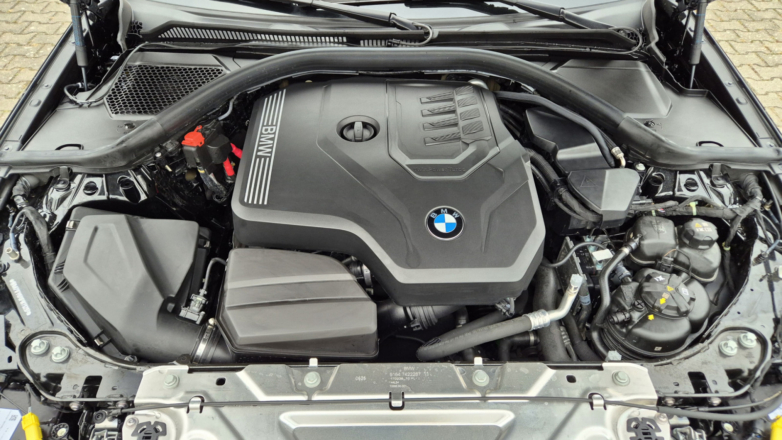 BMW 330i Touring xDrive M Sport Pro – Produktfoto 21