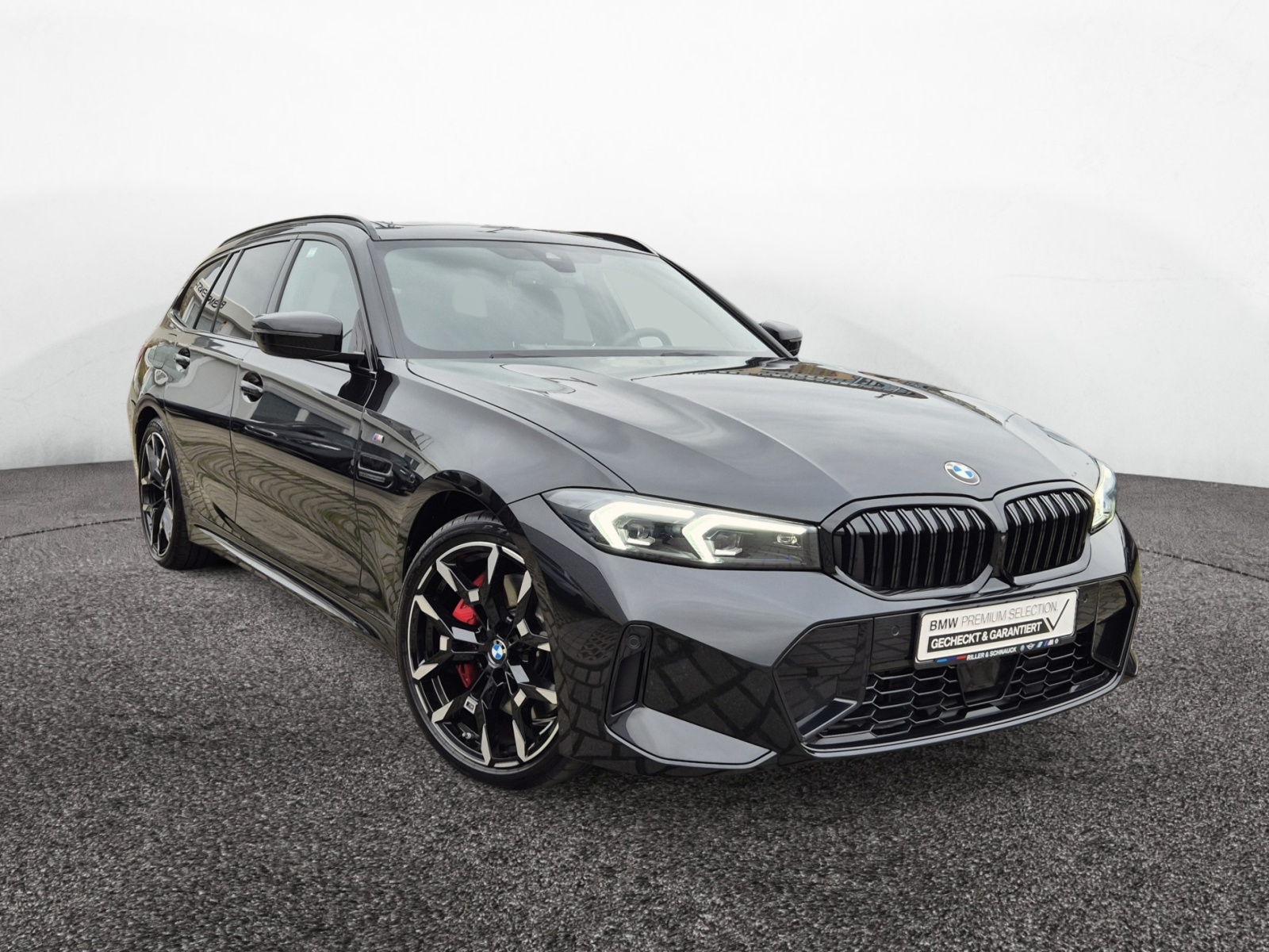 BMW 330i Touring xDrive M Sport Pro – Produktfoto 3