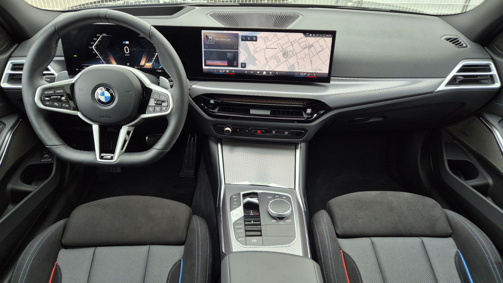 BMW 330i Touring xDrive M Sport Pro – Produktfoto 9