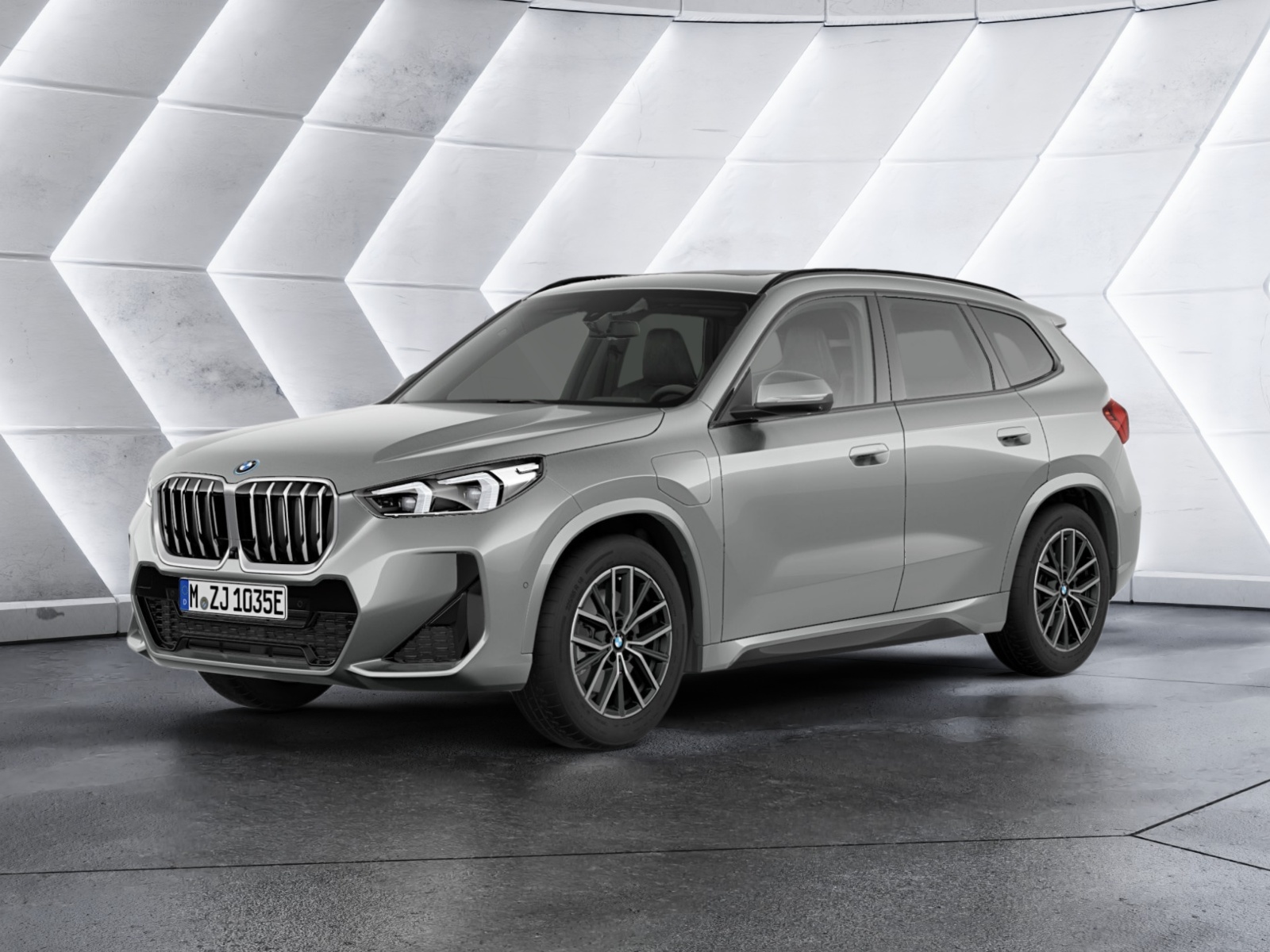 BMW X1 xDrive25e M-Sport – Produktfoto 1