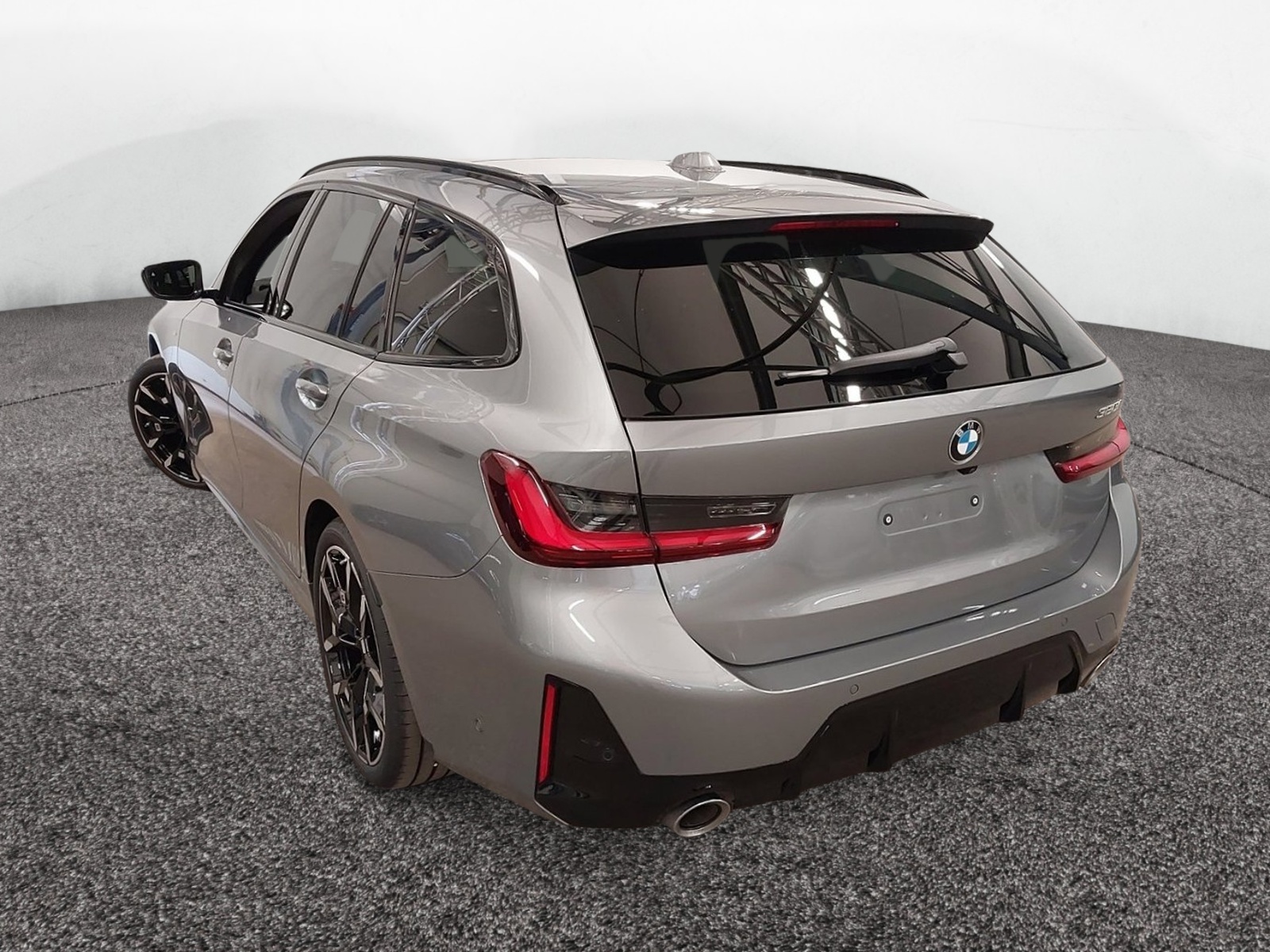 BMW 320i Touring M-Sport – Produktfoto 5