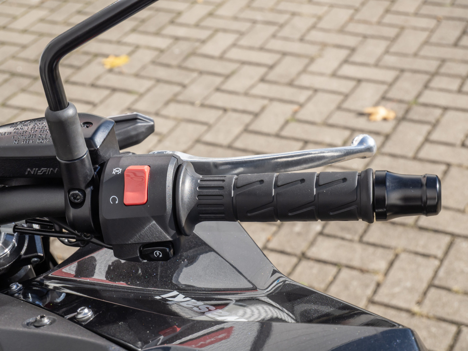 KAWASAKI Z650 S – Produktfoto 11