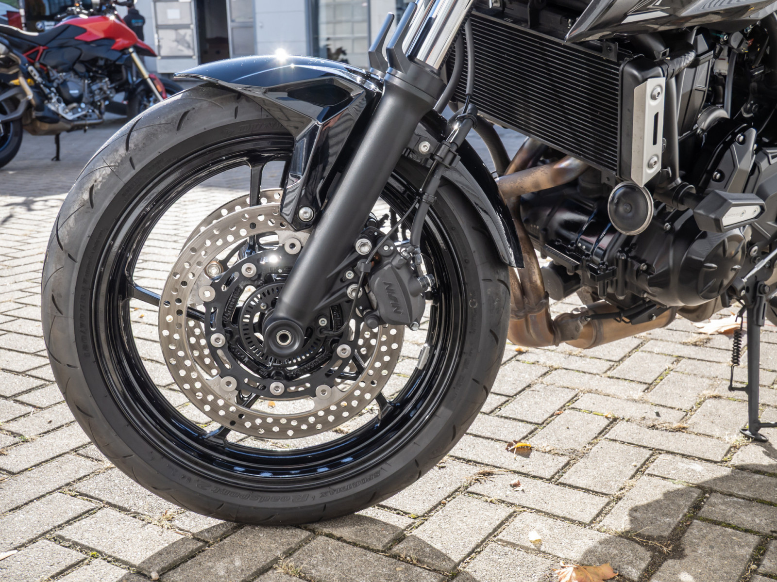 KAWASAKI Z650 S – Produktfoto 14