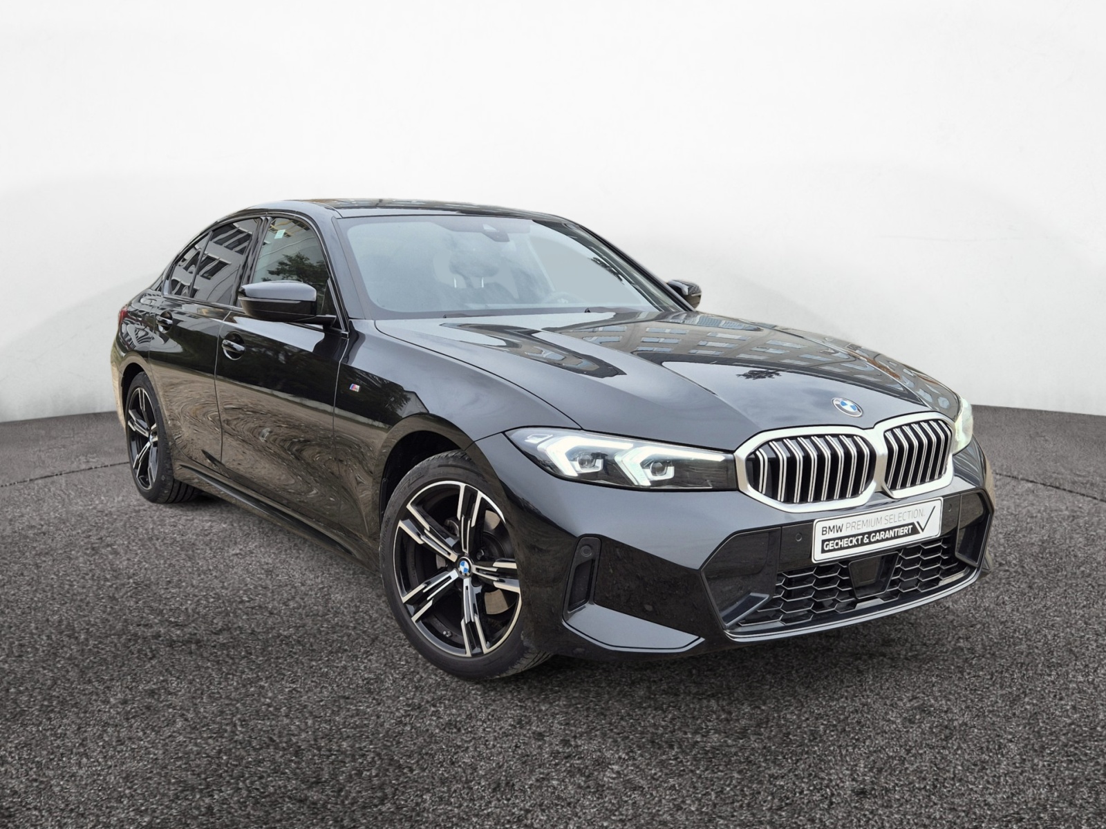 BMW 320i xDrive M-Sport – Produktfoto 3