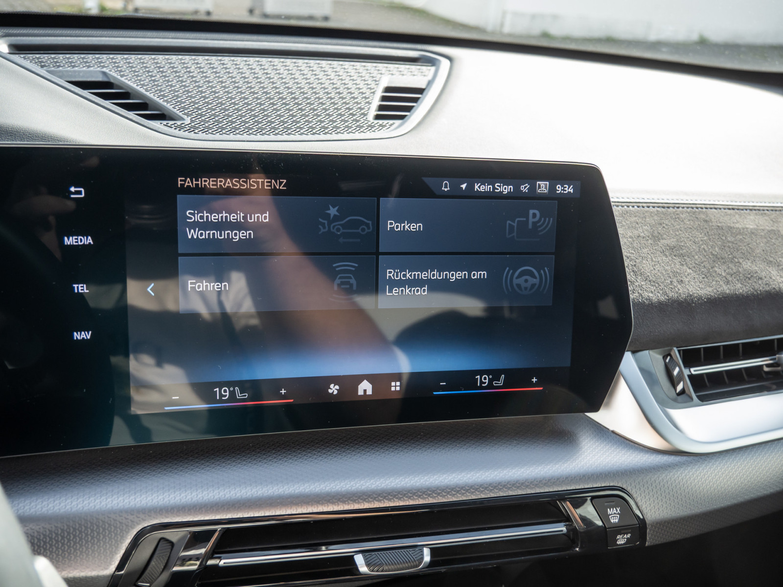 BMW X1 sDrive 18i M-Sport – Produktfoto 13