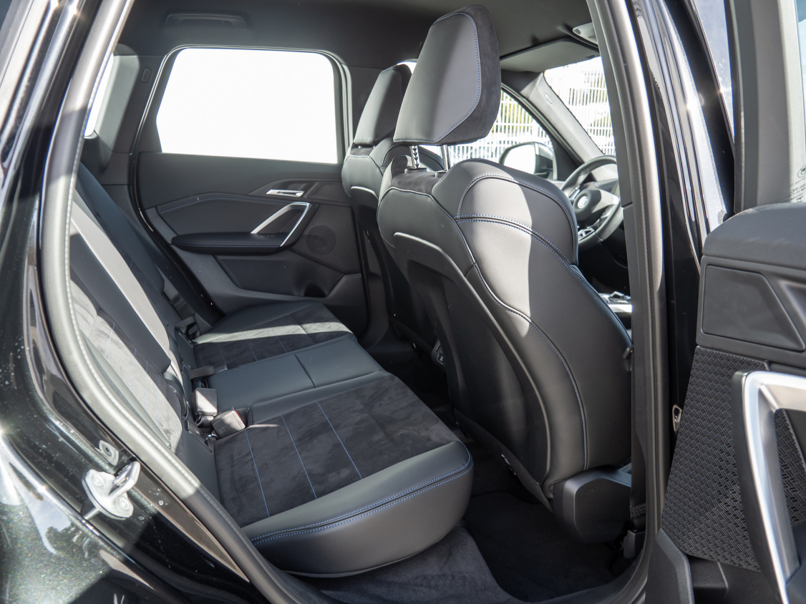 BMW X1 sDrive 18i M-Sport – Produktfoto 9