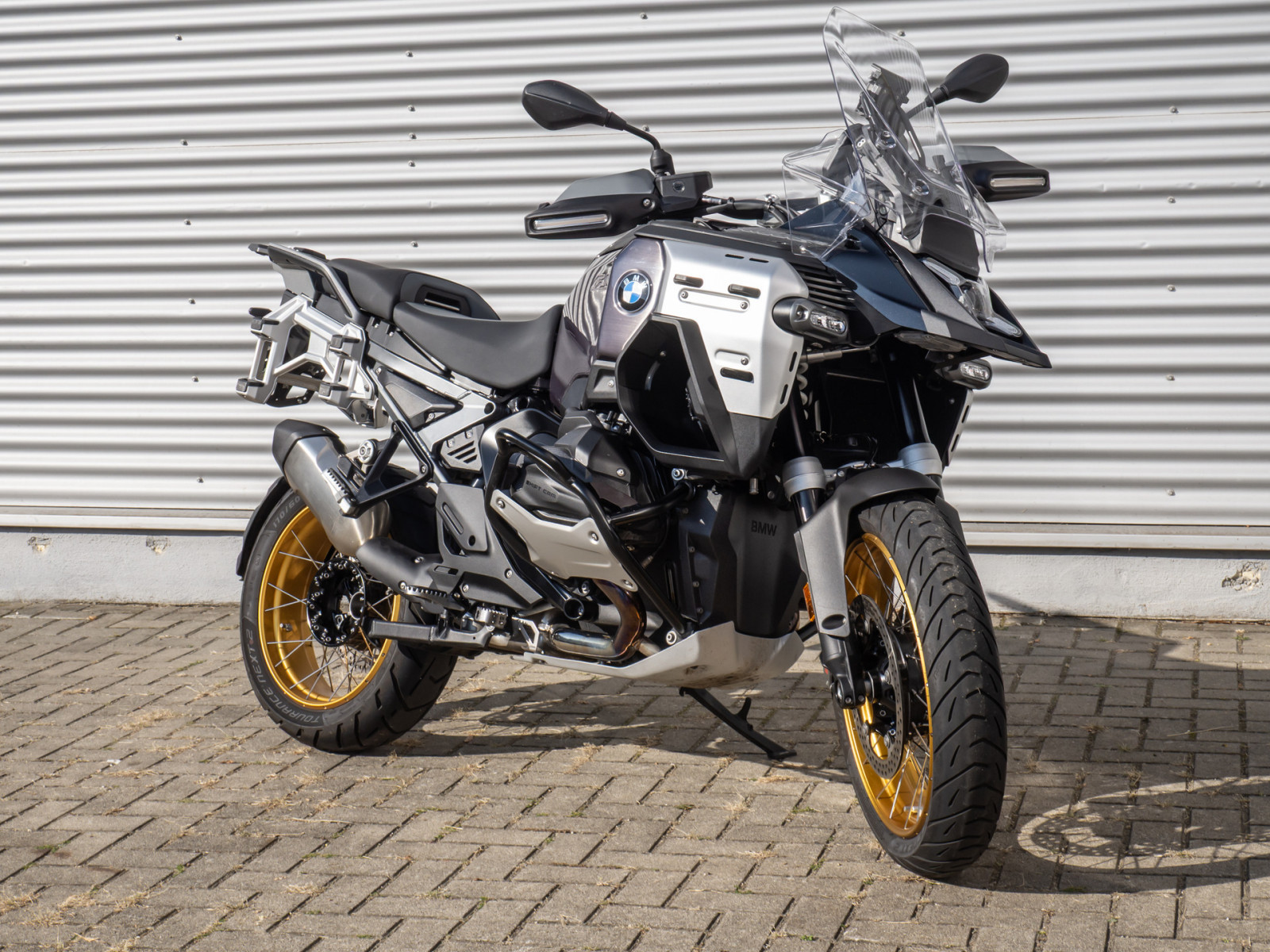 BMW R 1300 GS Adventure – Produktfoto 1